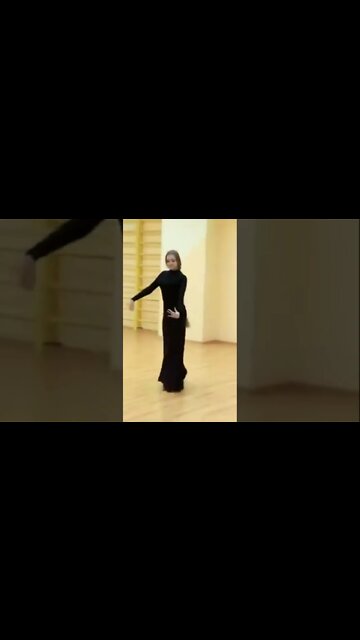 ГРУЗИНСКАЯ КРАСАВИЦА ТАНЦУЕТ ПОД ЧЕЧЕНСКУЮ ПЕСНЮ 2022