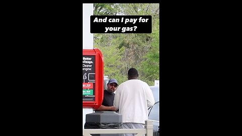 Paying for man’s gas! He couldn’t believe it!