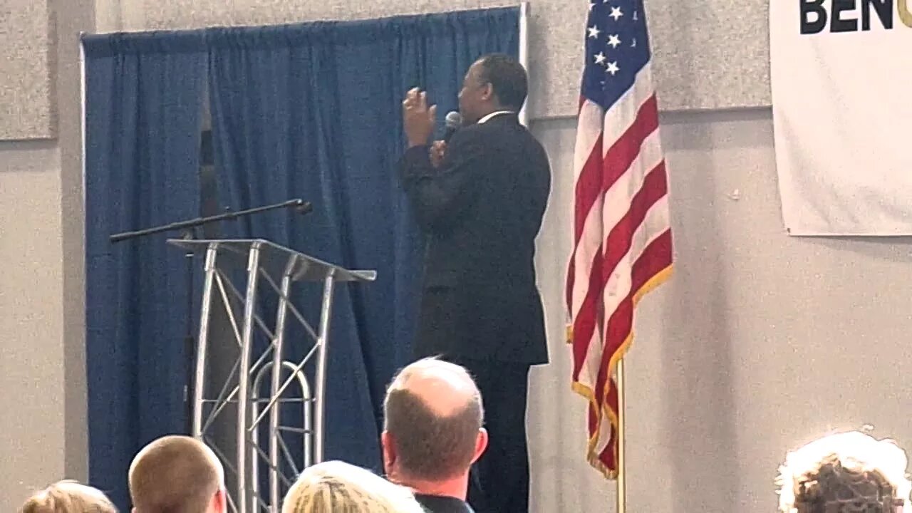 Ben Carson at Manchester Community college 5 of lots 5-10-2015