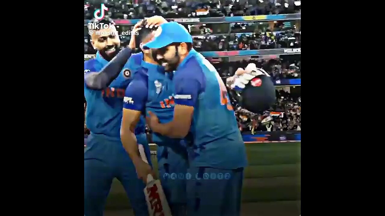 Virat Kohli six