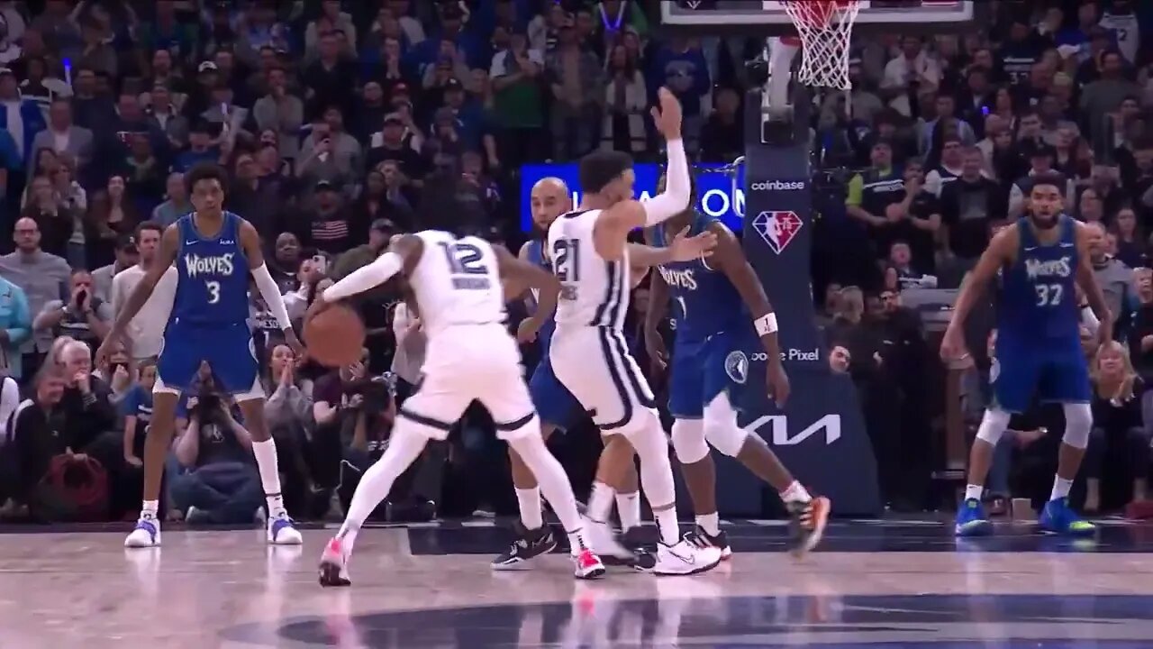 Ja Morant Finds Tyus Jones For Clutch Shot In Game 6! 1