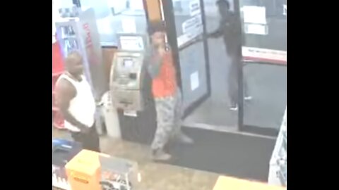 Employee collapsing due to medical reasons, customers decide to rob the place instead of helping