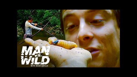 Bear_Grylls_Eats_the_Biggest_Grubs_He_s_Ever_Seen___Man_vs._Wild