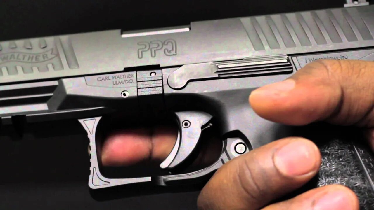 WALTHER PPQ REVIEW: GLOCK 19 BEWARE!!