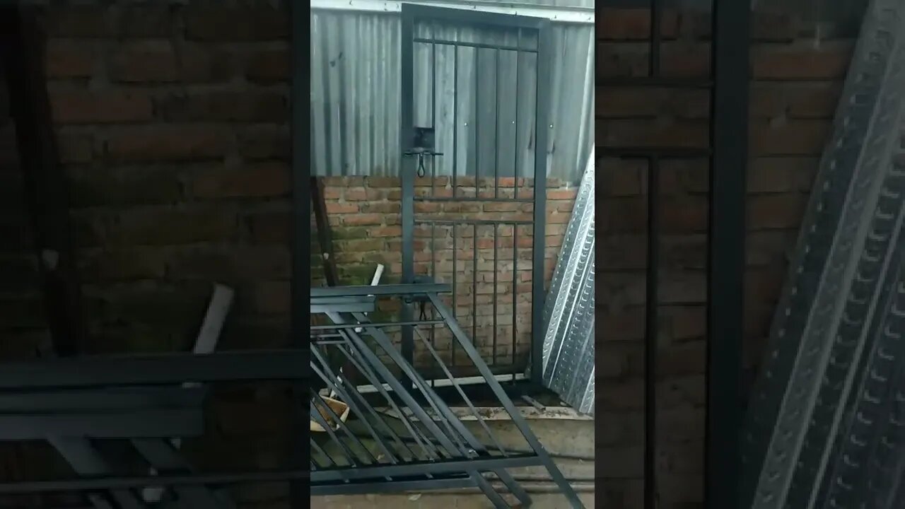 PEMBUATAN PAGAR TANGGA BESI BAJA RINGAN YANG MURAH