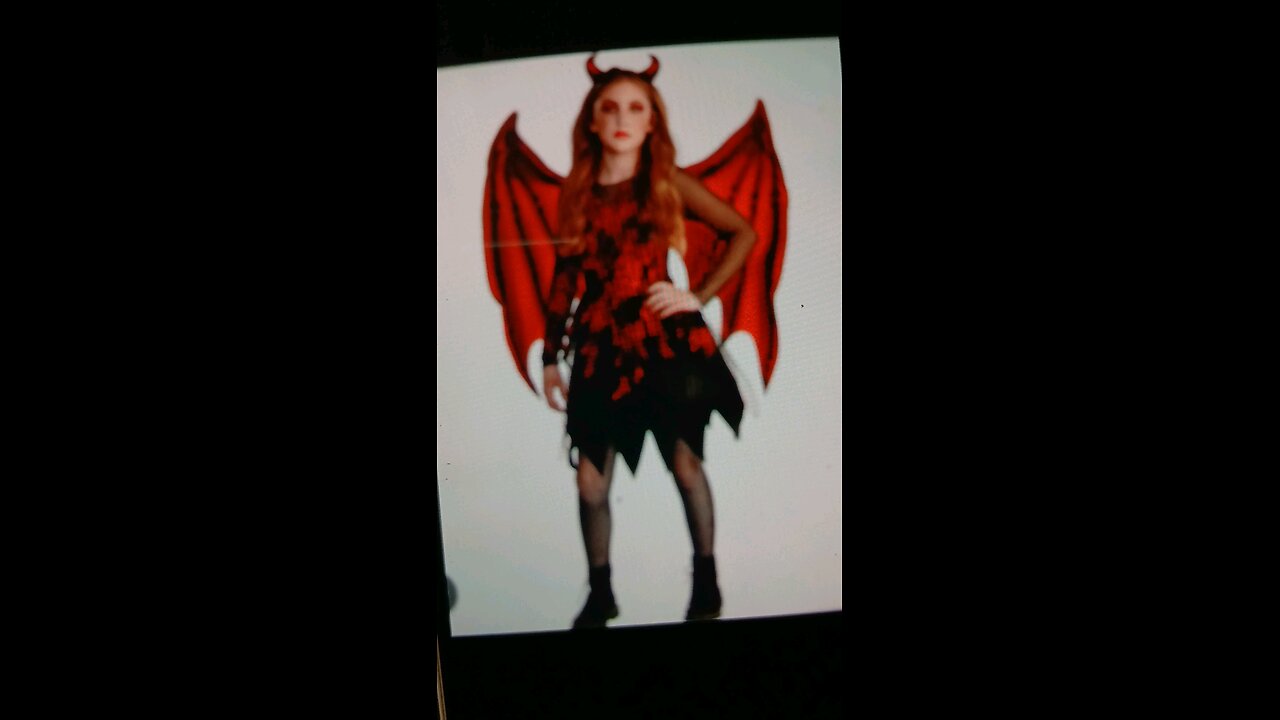 DEMONS COLORS ARE RED AND EBON. 777