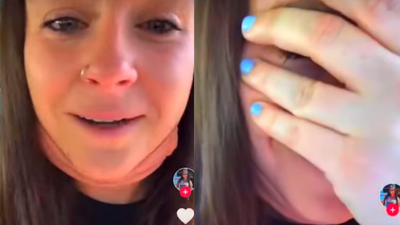 Teacher Gets Emotional Over Coming Out To Her 6th Grade Class