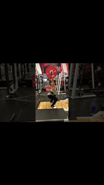 Doing Cleans and Jerks for Practice