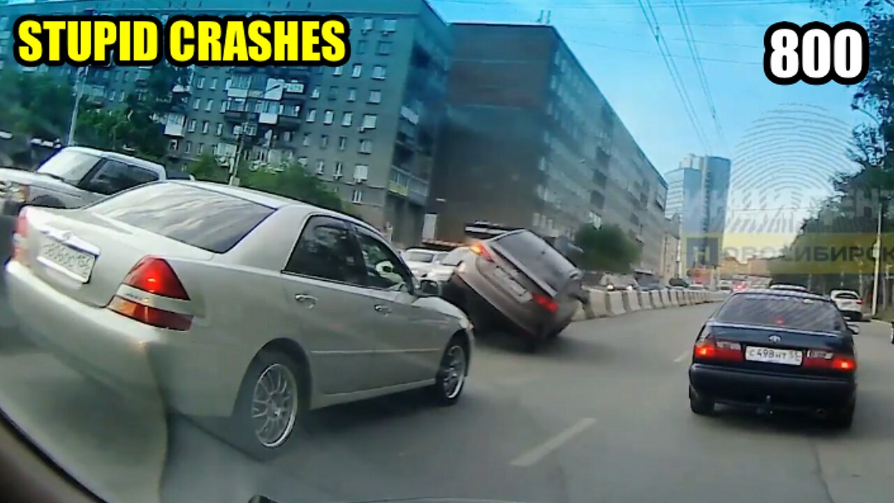 Stupid crashes 800 June 2023 car crash compilation