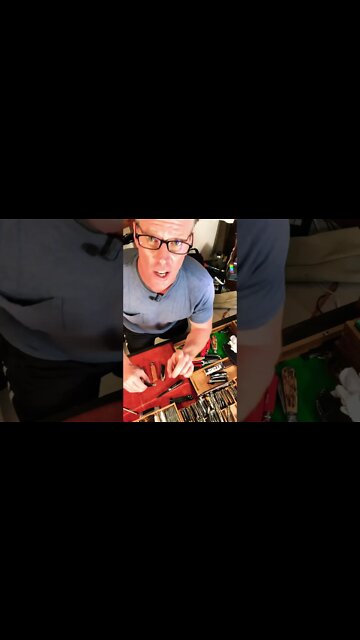 7 locking knives and one you’ve never seen! Hidden