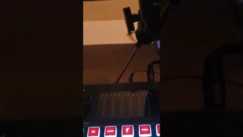 👀👀