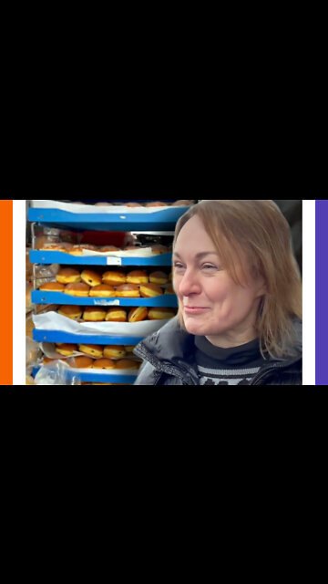 Polish Immigrant Feeds Canadian Truckers In Ottawa