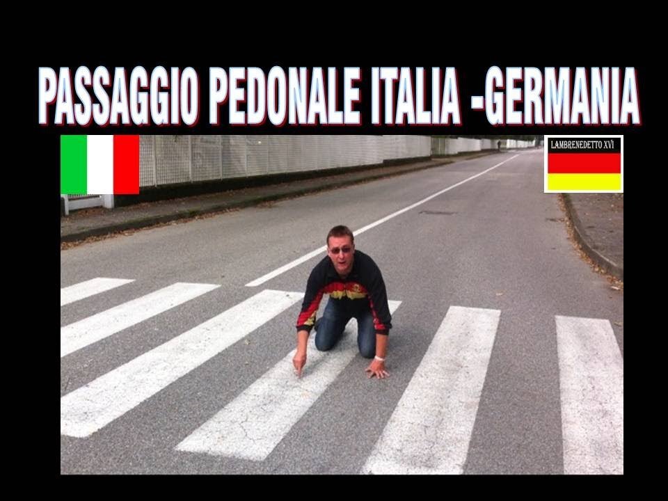 CONFRONTO PASSAGGIO PEDONALE E RISPETTO CODICE DELLA STRADA ITALIA-GERMANIA DOCUMENTARIO le macchine si fermano al passaggio pedonale appena ti avvicini per attraversare la strada non come in MERDALIA💩