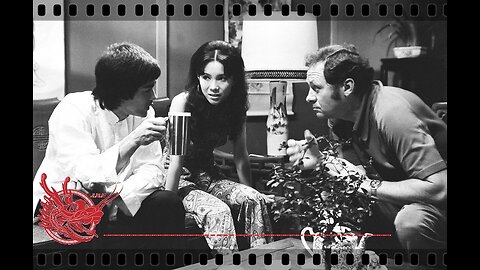 Cross kick Studio Films Bruce Lee Enter the Dragon