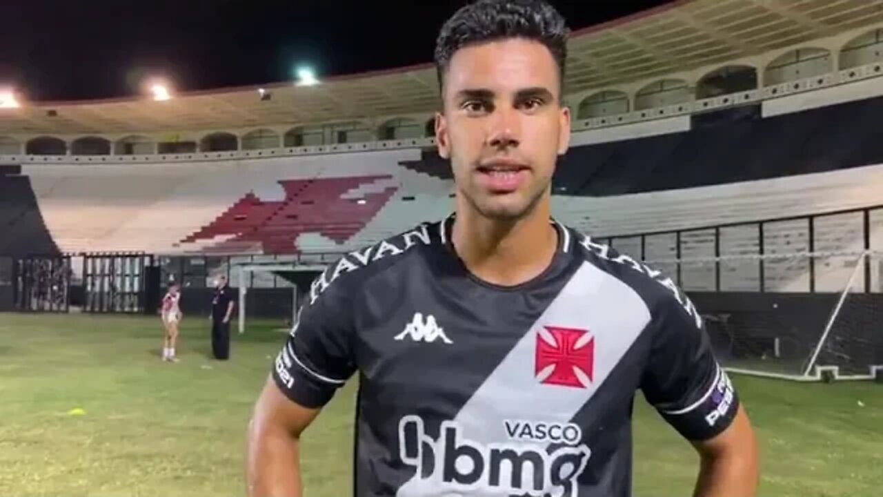 Tiago Reis falando sobre a vitória do Vasco sobre o Caracas