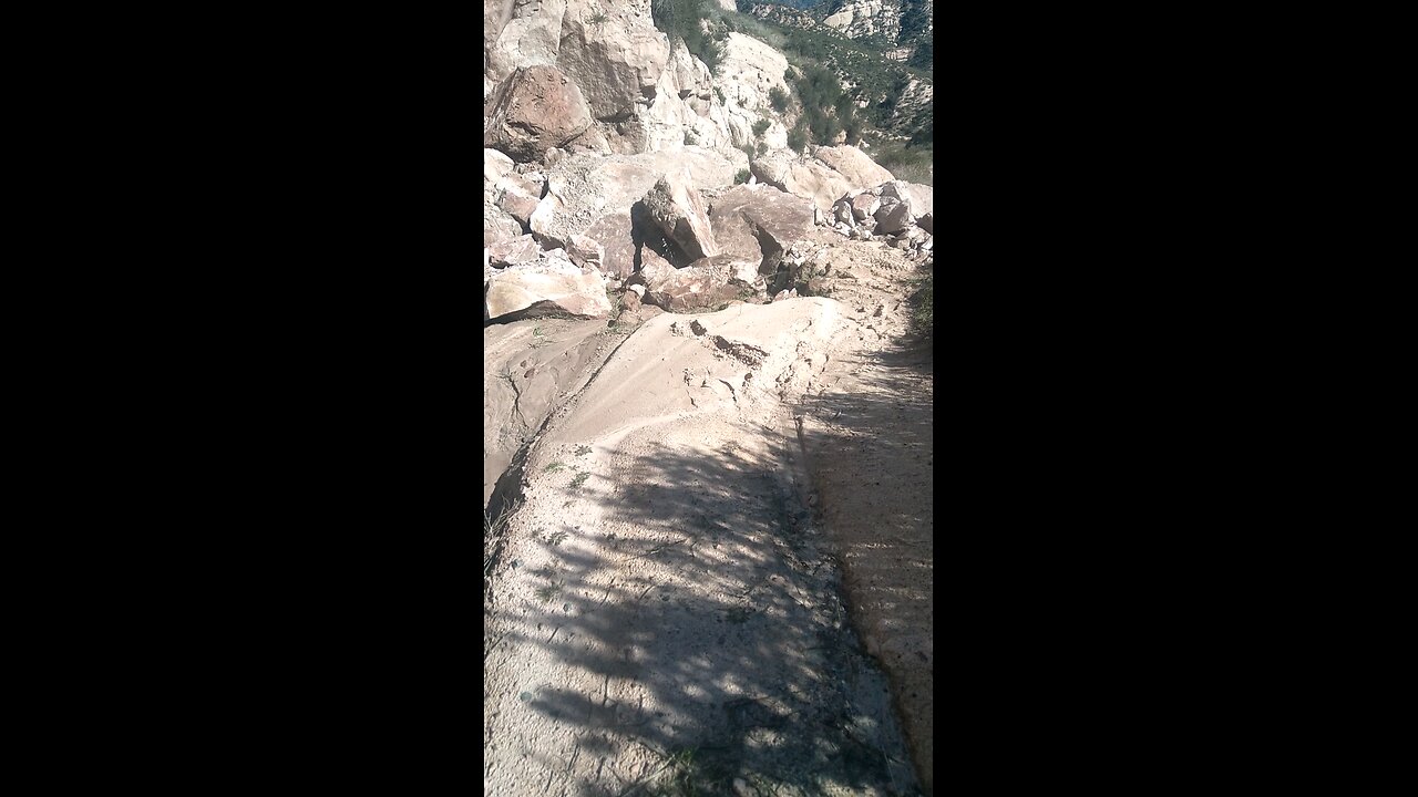 Crossing an avalanche on a Jeep Trail