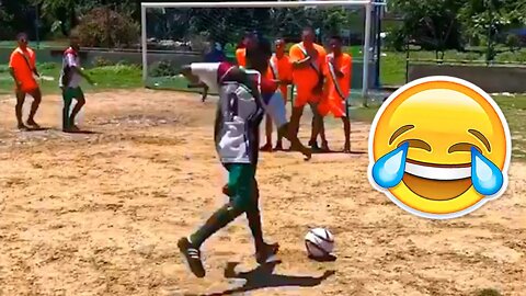 BEST SOCCER FOOTBALL VINES & TIKTOK'S 🤣 FAILS, SKILLS, GOALS