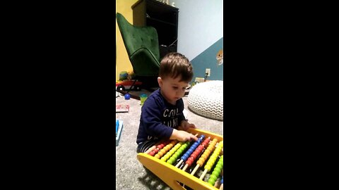 Leaning colors and playing with an abacus