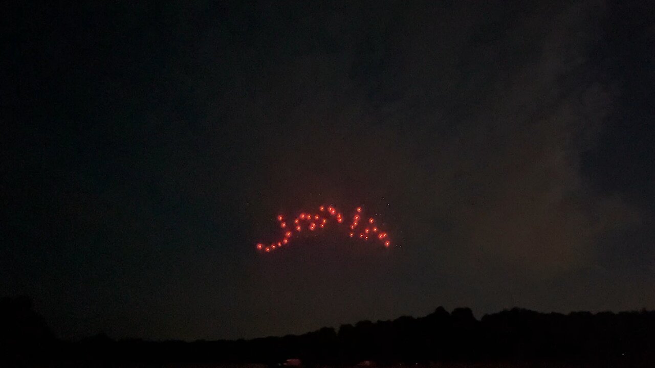 100 Computer Controlled Drones Lite Up The Sky With Fireworks Show Following - LaPorte IN 7-2-2