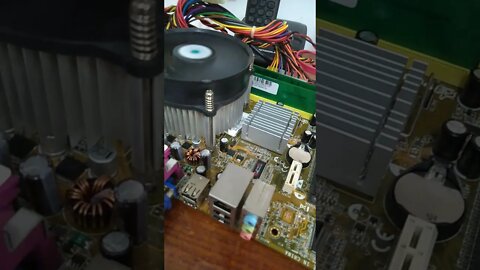 Computador funcionando sem chip de rede 😲🤓