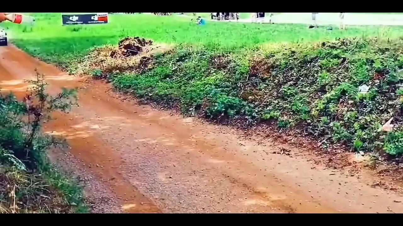 WRC RALLY = SEE WHAT HAPPENS DURING THE VIDEO = Léo Sócrates