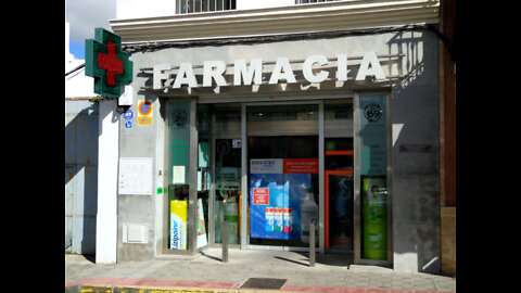 HUMANOS... TODOS ADICTOS. LAS DROGAS SE COMPRAN EN LAS FARMACIAS