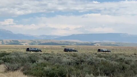 You can’t top this motorcade view! 🚁🇺🇸 Jackson, WY ⛰️