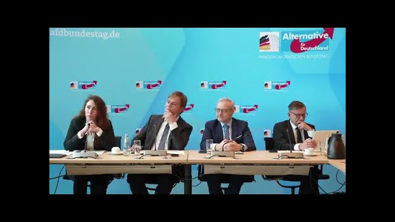 AfD:Vielehe im Islam junge MΓ€dchen mit Kopftuch.ππππ COV ID1984