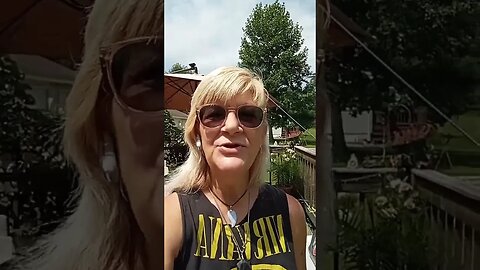 Hold the Line! 💛 Victory will be ours 🌍 💕