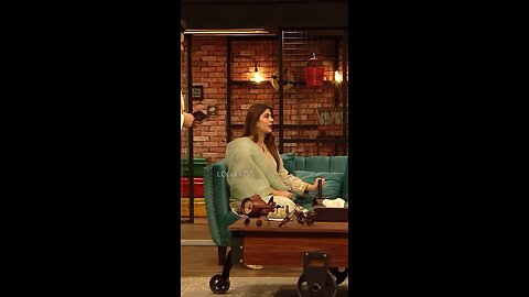 kubra Khan funny