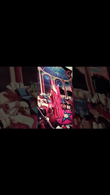 Talk the Walk ere Walkie-Talkie