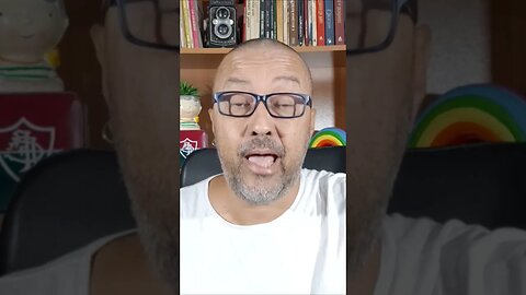 PAREM DE DAR TANTO PODER A LÍDERES ESPIRITUAIS - O DALAI-LAMA É A PROVA VIVA DE QUE ISSO DA M*!
