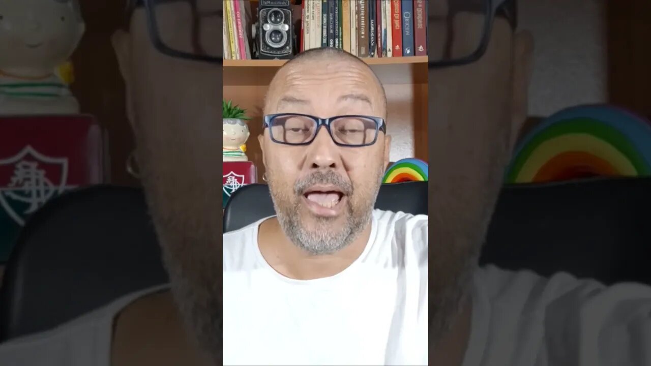 PAREM DE DAR TANTO PODER A LÍDERES ESPIRITUAIS - O DALAI-LAMA É A PROVA VIVA DE QUE ISSO DA M*!