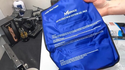 Medvice Ice Pack for Injuries Reusable - for Hip, Shoulder, Knee, Back - Hot & Cold Compress