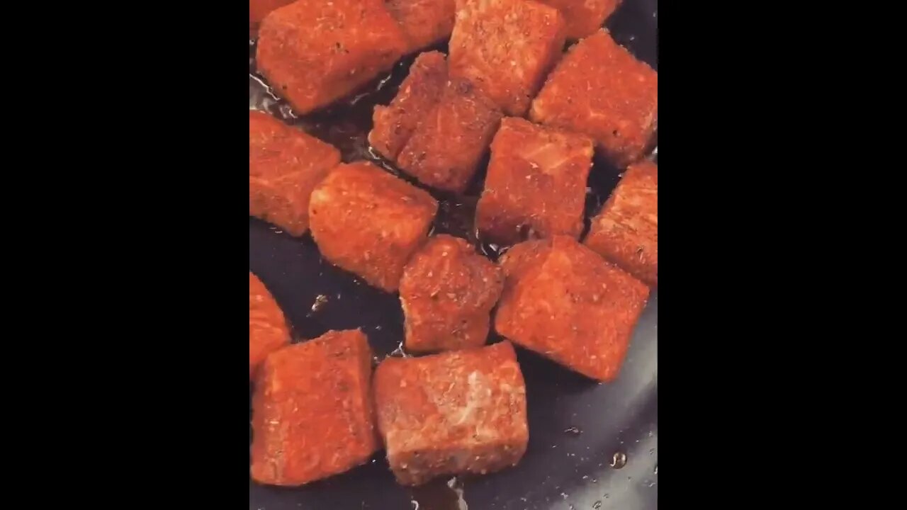 Tomato basil salmon pasta | @thefooddisplay on IG 🐲🐜🔥 #shorts