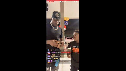 FINNESE TAKES HIS SON SHOPPING! BIGO LIVE