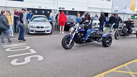 3 wheels motorbike