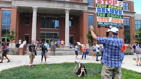 Atheists, Hypocrites, Jews & Freshmen Open Air Preaching @ WKU | Kerrigan Skelly PinPoint Evangelism