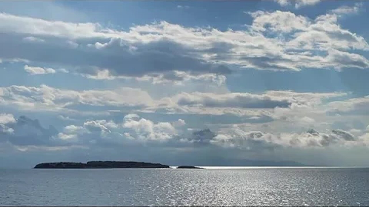 Στο Κόκκινο 105.5 - 09/04/2023 - Μουσικές επιλογές με τη Μαρίνα Λαχανά