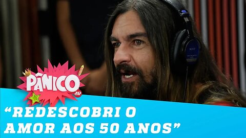 'Redescobri o amor aos 50 anos', Armandinho fala sobre casamento com modelo de 23 anos