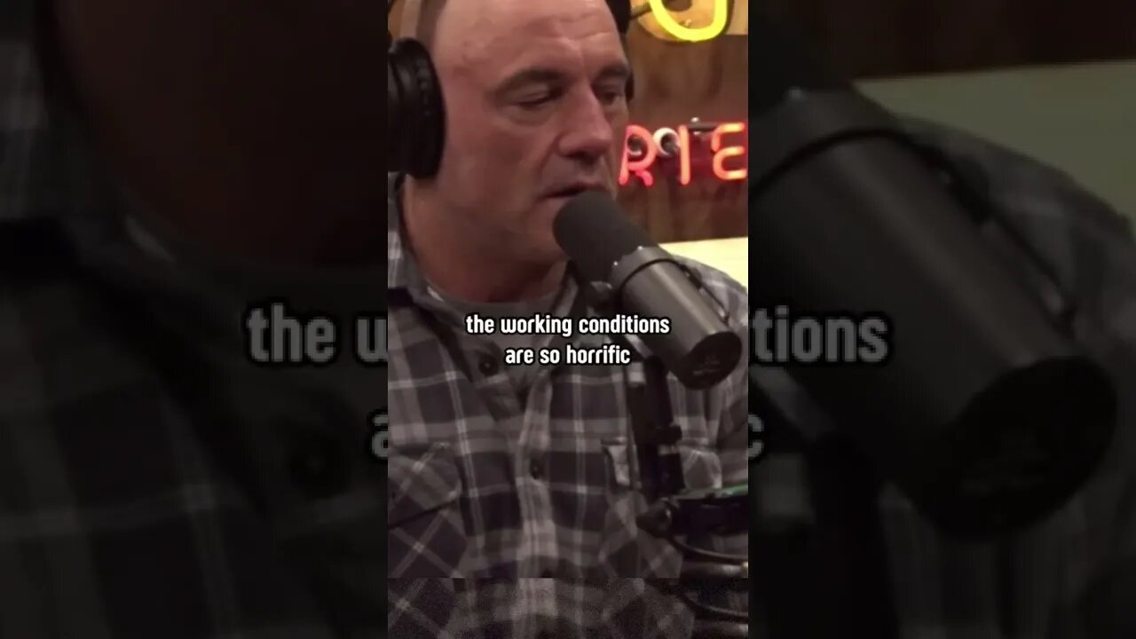 Jumping to their 🪦 Death 💀 Joe Rogan