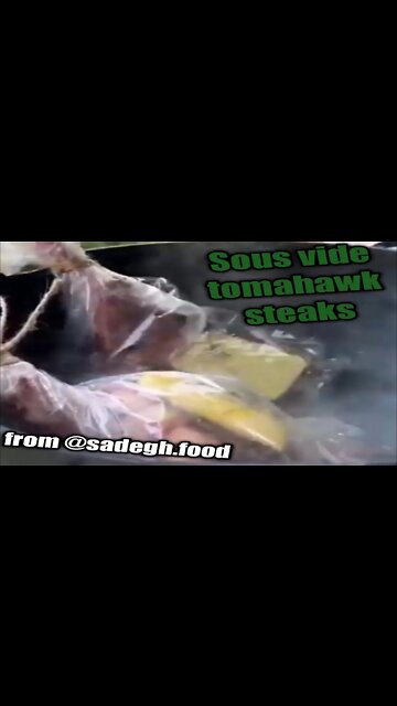 Sexy sous vide tomahawk steaks | @sadegh.food on IG🥩👍🏼