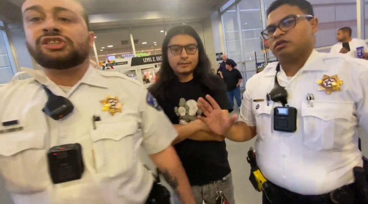 Mall security protects a Child Predator, Karan came to meet 13yo girl !