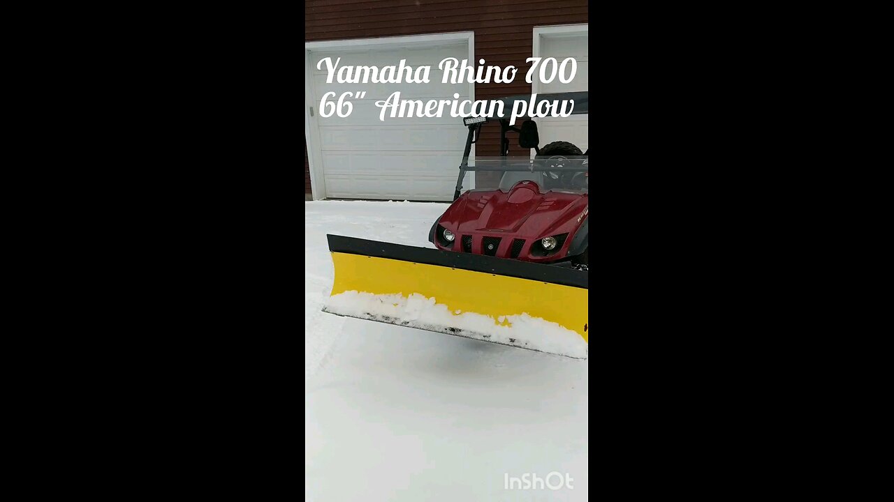 quick vid of plowing with the Yamaha rhino 700