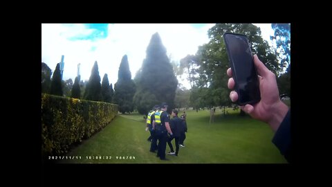 Police "Expel Unvaxxed" from of Remembrance Ceremony by Victoria Police