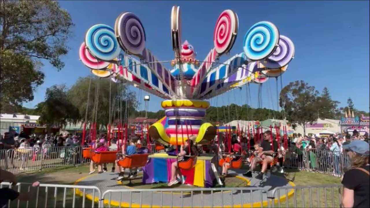 Clown Swing Ride