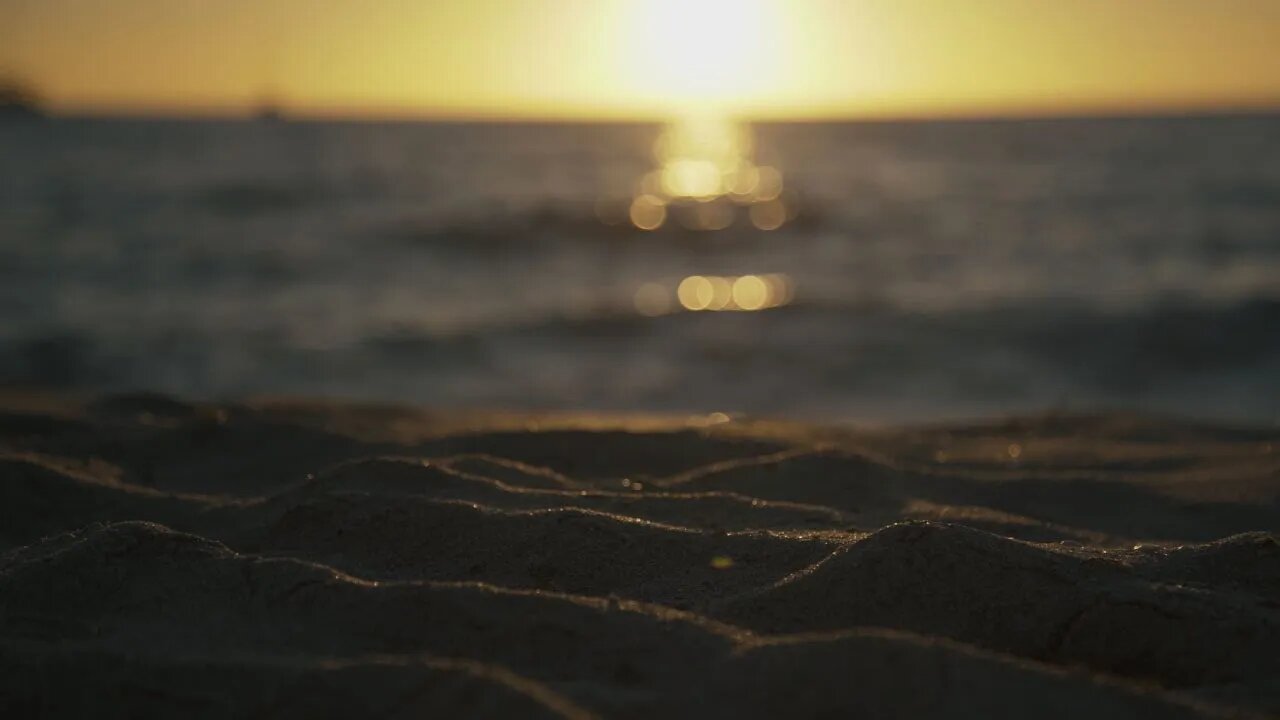 Waves breaking on a beach in the sunset | Beach Ambient background Sound
