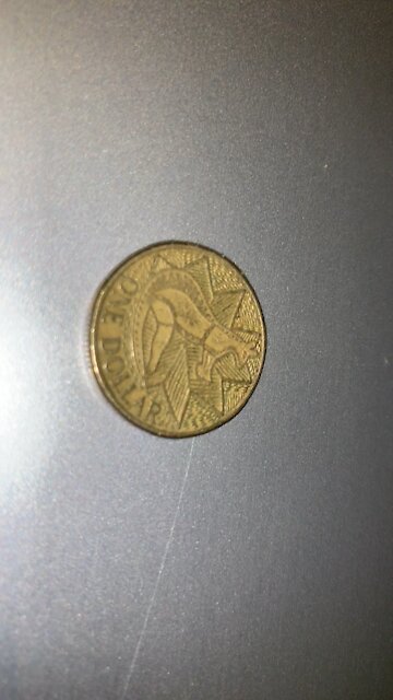 UNIQUE $1 AUSTRALIAN COIN