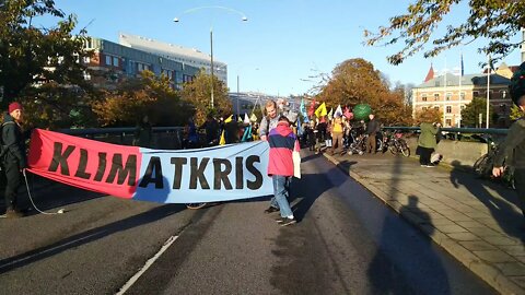 Extinction rebellion blockerar trafiken i Malmö