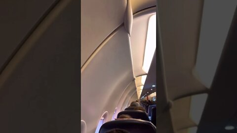 Oh no! What is gonna #happen in this #flight ? #curiosidades